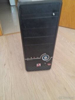Stolní PC
