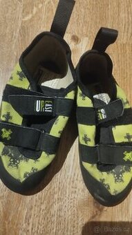 Lezečky, lezecké boty Millet, vel.31, dětské