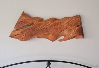 Skulptura - meruňkové dřevo