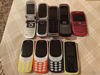 Mobilní tlačítkové telefony NOKIA č.4
