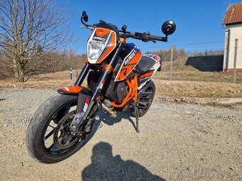 KTM Duke 690 R A2
