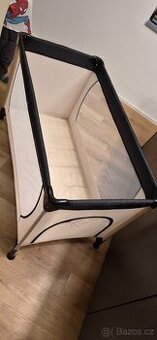 Cestovní postýlka Hauck Dream n Play