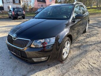 Octavia 3 COMBI 2.0 TDI 110kW ELEGANCE XENONY