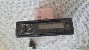 Autorádio Pioneer DEH-1800UB