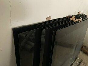 kompletní zasklení autobusu