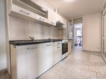 Pronájem kanceláře 37m2, Jablonec n/N (ul. Dvorská)