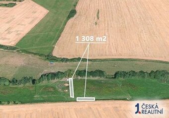 Pole 1 308 m²