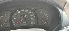 Hyundai accent 1.5i benzin 66kw r.2002 stk 2025/9