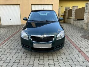 ŠKODA FABIA 2 AMBIENTE - SERVISNÍ KNIHA