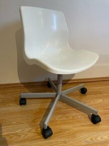 Dětská otočná židle Ikea