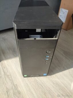 PC skříň ASUS