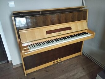Piano zn. Rösler, r.v. 1970