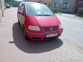 VW Sharan 1,9Tdi 7 míst