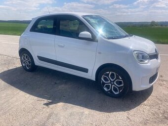 Renault Twingo ZE elektric 2022 32tis km 1.maj