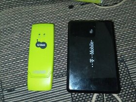 Prodám na díly dva USB modemy - 1