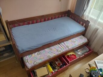 Postel s přistýlkou a úložným prostorem - 1