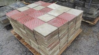 Stará betonová dlažba, půdovky, půdovka, 22,2 m2