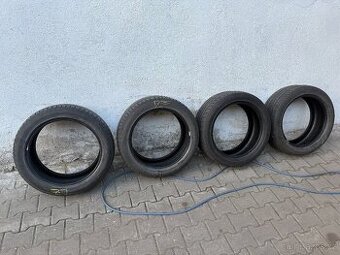 Pneu 255/45 R19