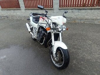 Prodám SUZUKI GSXR 750 W