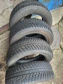 Pneu Nokian 225/60 R17 4x