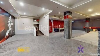 Pronájem obchodních prostor v centru města 314 m2 - Uherský