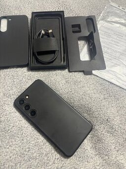 Samsung galaxy S23. -256gb