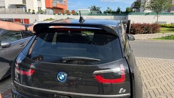 Křídlo na BMW i3
