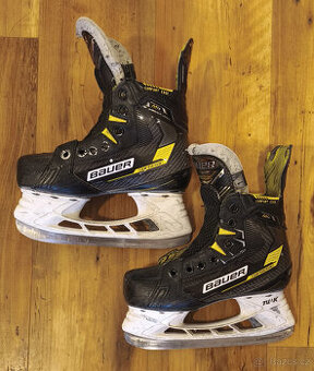 Hokejové brusle Bauer Supreme M4 vel. 1EE/EUR 33,5