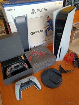 PLAYSTATION 5 +1x originální ovladač +1x AIM BACK PRO