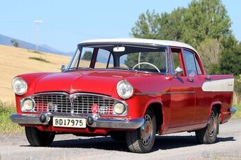 Simca Vedette Beaulieu V8