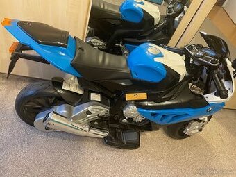 Elektrická motorka BMW S 1000RR