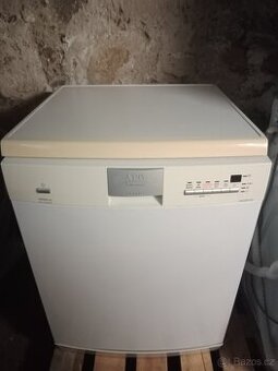 Myčka AEG favorit