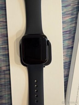 Apple Watch SE 2024 – 40 mm NOVÉ