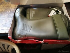 Zateplené pracovní boty č45