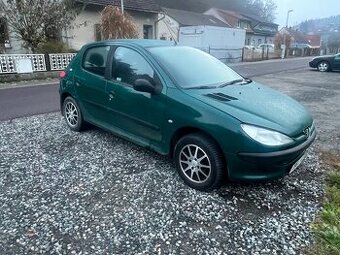 Prodam peugeot 206 1.1 benzín