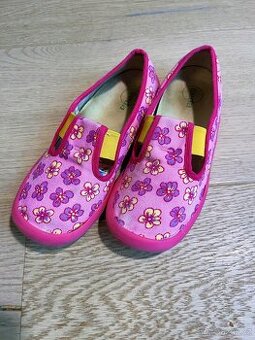 Papuče dívčí vel. 31