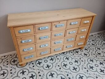 Starý, kupecký, lékárenský regál