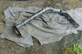 Prodám držák blatníku Zetor