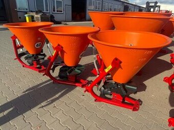 komunální sypač mini