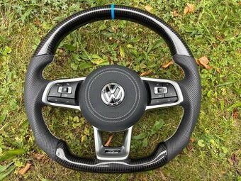 VOLKSWAGEN VOLANT KARBON + PERFOROVANA KOŽA
