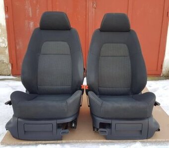 Prodám přední černá Sportline sedadla na Škoda Fabia 1 - 1