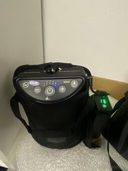 Přenosný kyslíkový přístroj - 2x baterie - jako nový