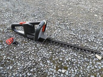 Elektrické nůžky na živý plot  Gardena