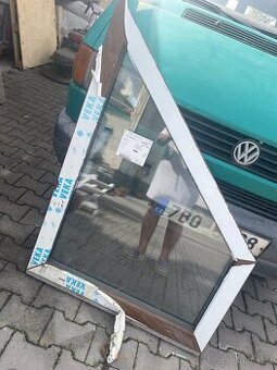 Plastové okno šikmina