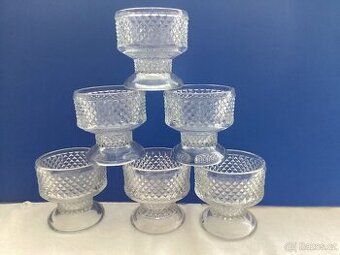 retro sklenice/ poháry na zmrzlinu