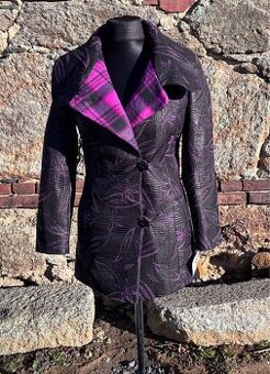 Nový kabátek výšivka Jana Bogárová 36,38,40