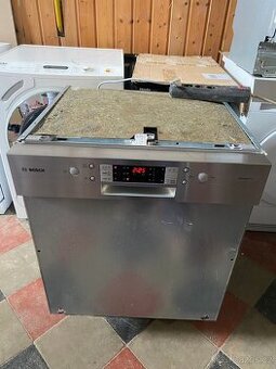 Vestavná nerezová myčka zn.Bosch