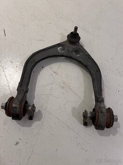 Rameno leve horni predni Dodge Challenger Charger 2015+