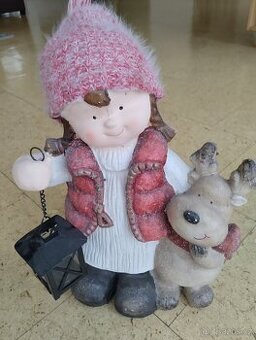 Dekorace holčička se sobem