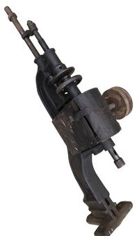 Prodám vrtačku z počátku 20. století